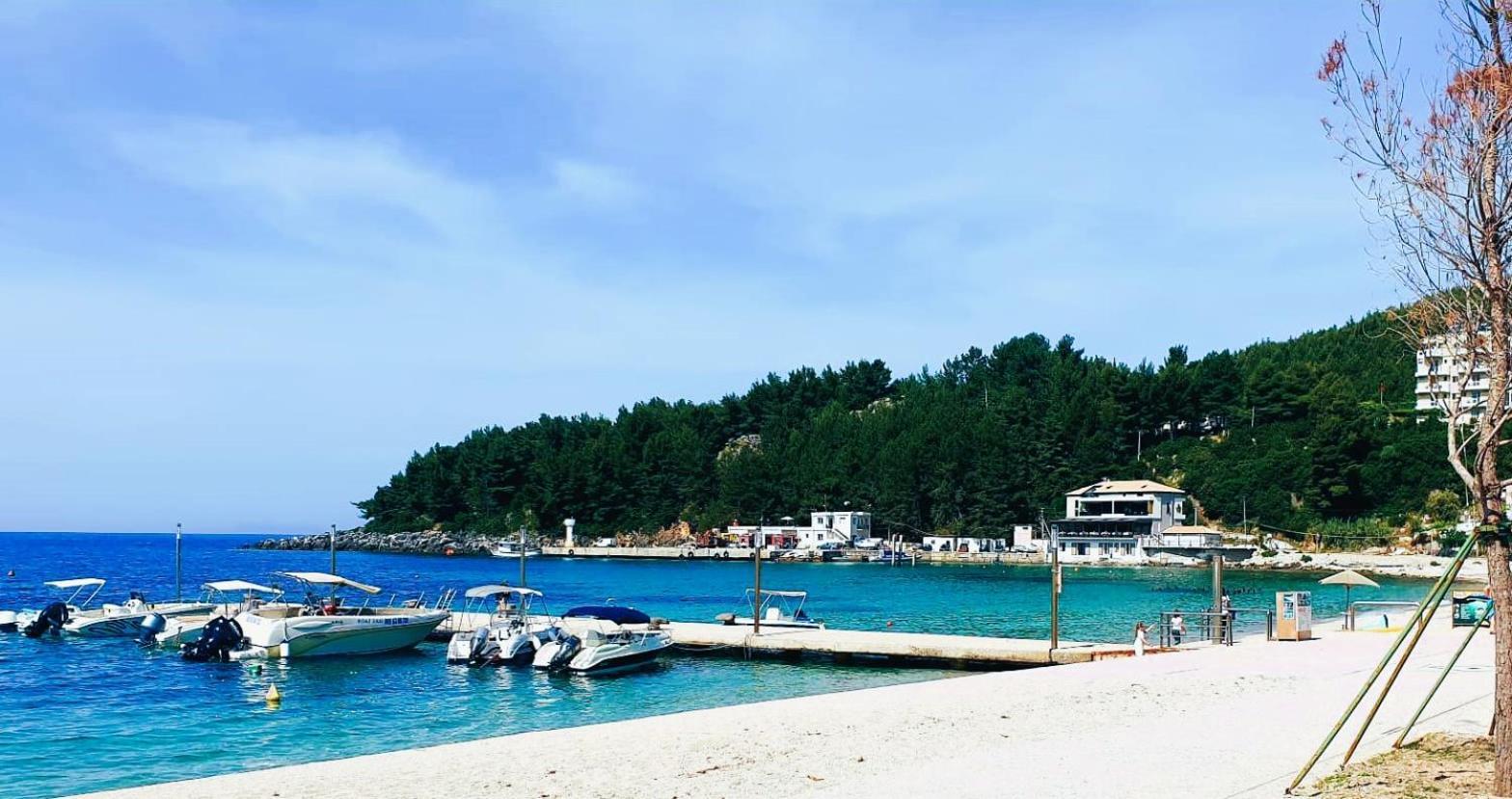 Philoxenia Guest House Himare Exteriör bild