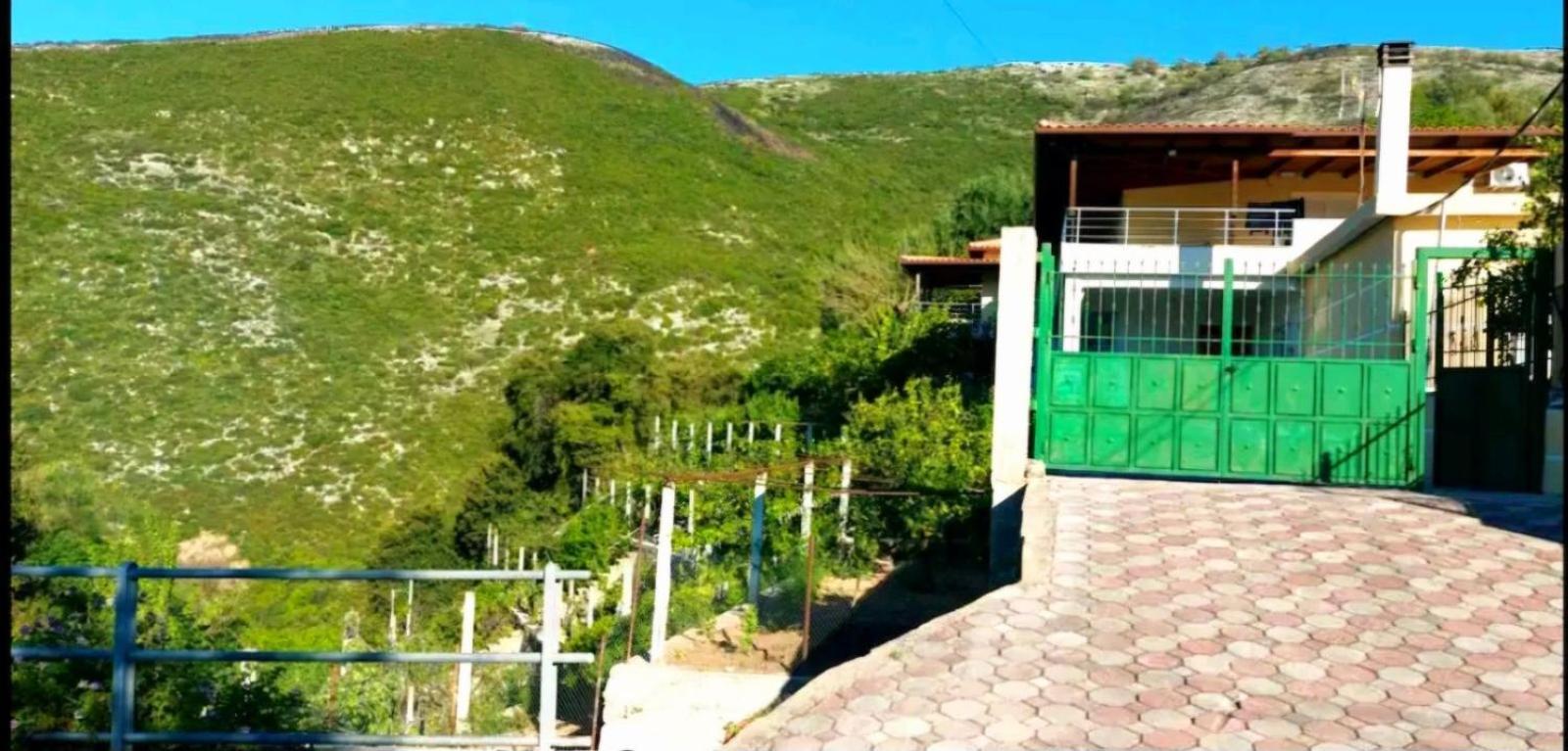 Philoxenia Guest House Himare Exteriör bild