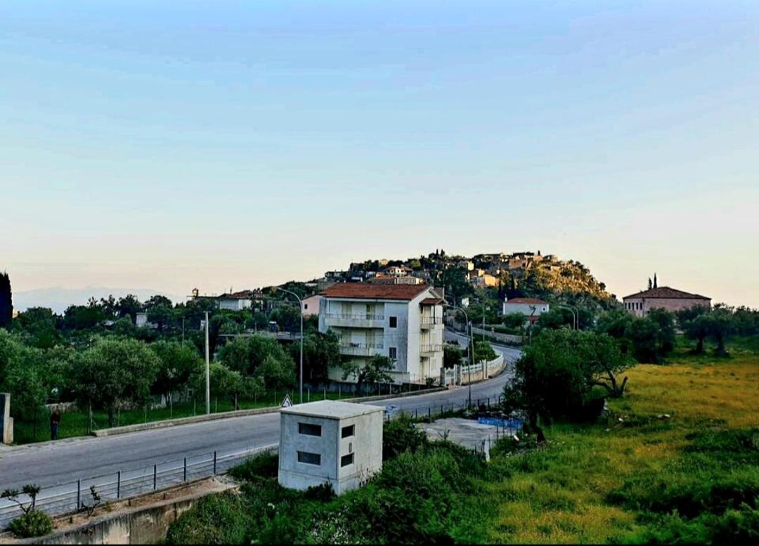 Philoxenia Guest House Himare Exteriör bild