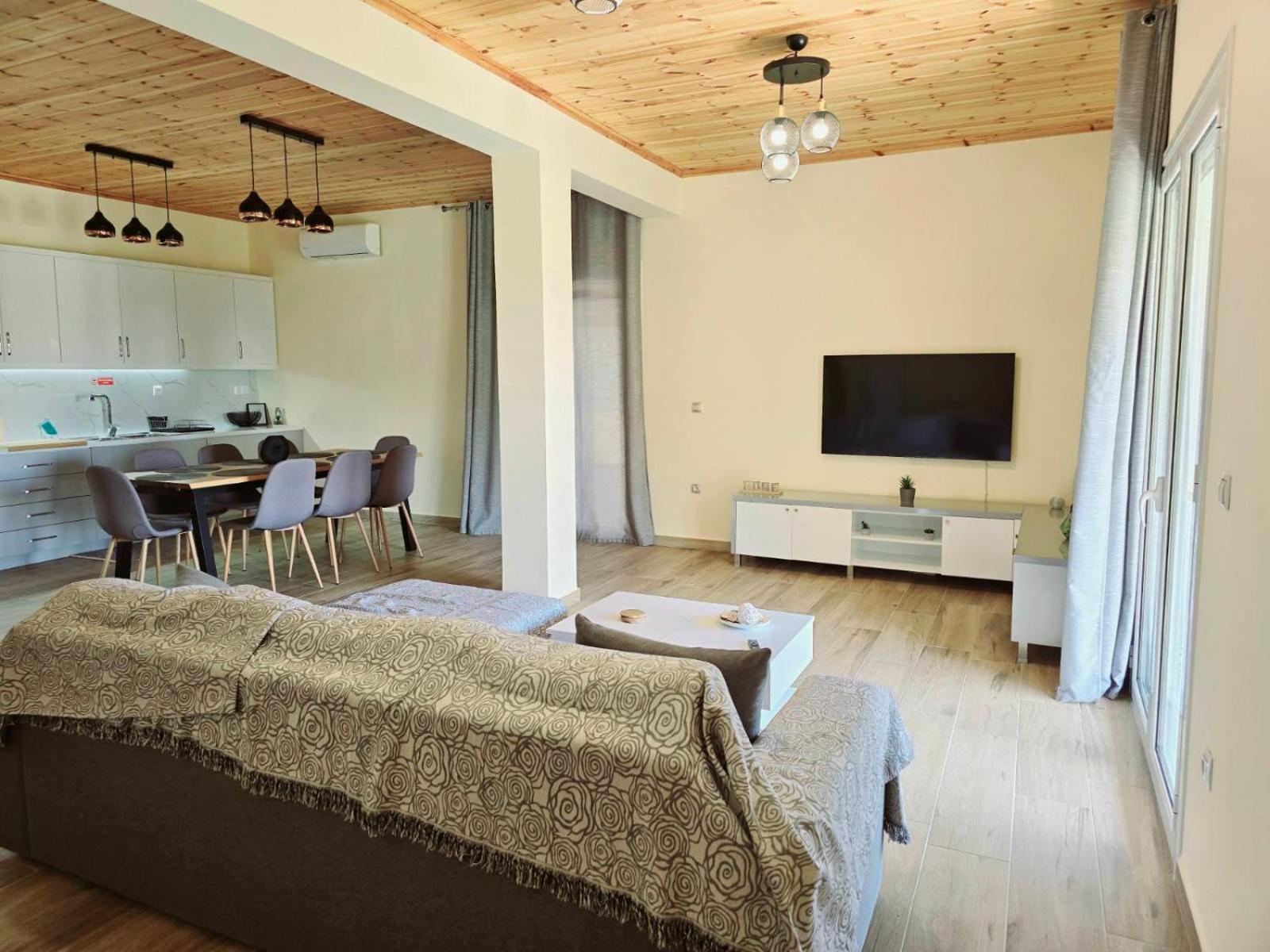 Philoxenia Guest House Himare Exteriör bild